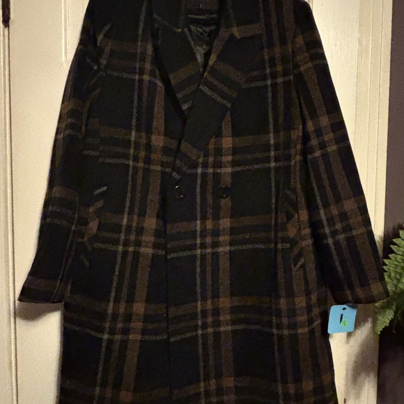 DKNY plaid winter coat - Picture 6 of 8